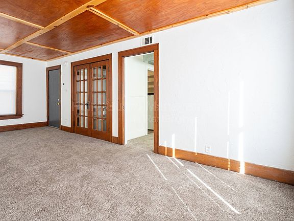 3rd image of 423 N Emporia Ave APT 5
