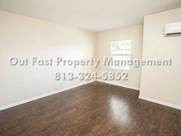 537 2nd St N #C — Photo 8