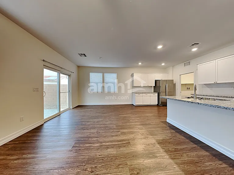 5808 Petronius St — Photo 6