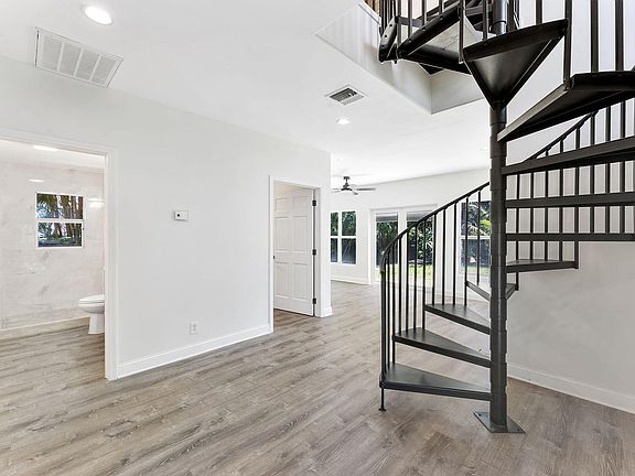 4th image of 7044 Thompson Road