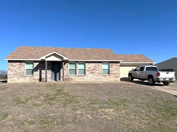 210 Hilltop Cir, Blue Ridge, TX 75424