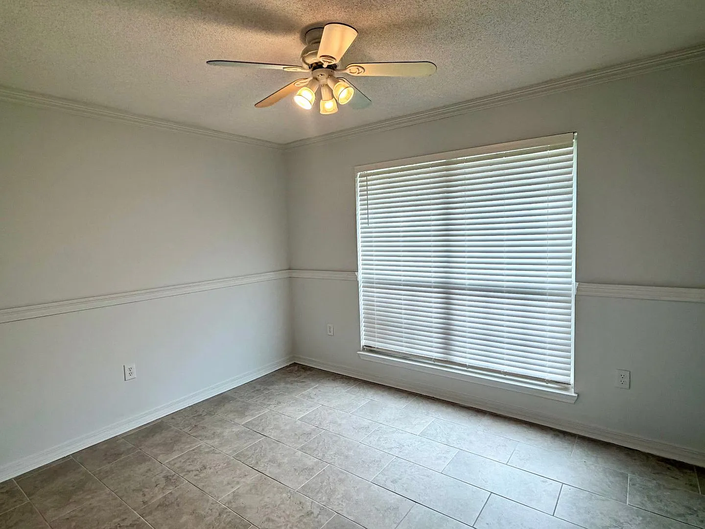 Nice 4br/2ba In Jaimees Ridge - Convenient To Nas Whiting Field — Photo 3