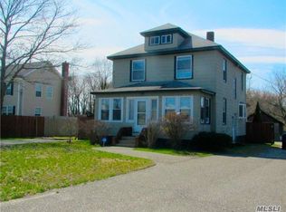 612 Old Medford Ave, Patchogue, NY 11772