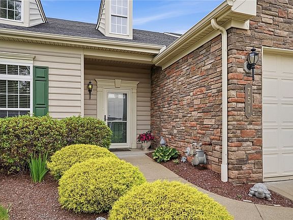 2nd image of 751 Marigold Ct