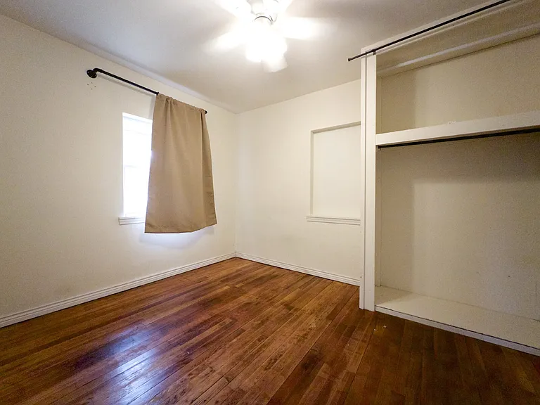 234 Hudson Ave — Photo 8