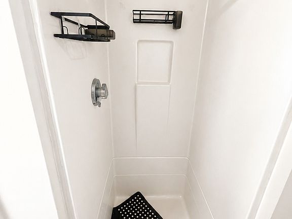 5th image of 28 Prospect St #1R