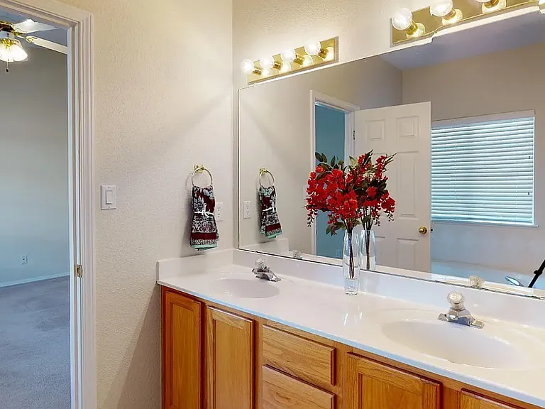7309 Wild Olive Ave NE — Photo 19