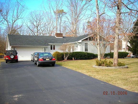 2nd image of 1368 Venezia Ave