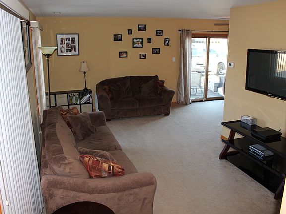 2nd image of 16206 Apple Ln