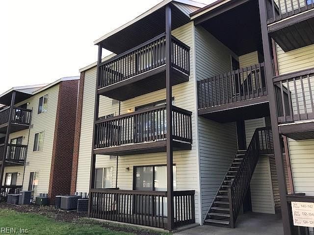 1st image of 140 Wells Ct