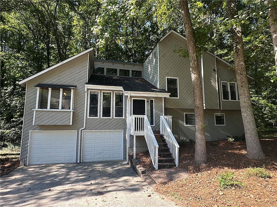 1st image of 330 Homestead Cir NW