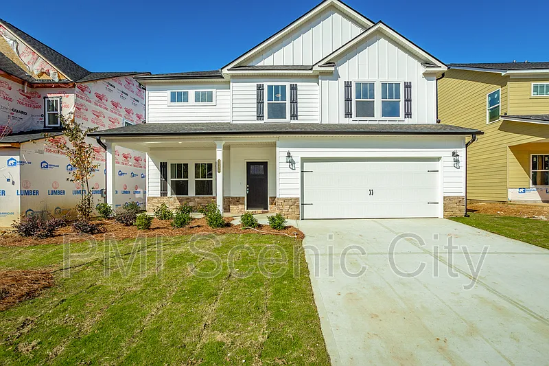 4 bed, 2.5 bath, 2698 sqft, $2,600 — Photo 1