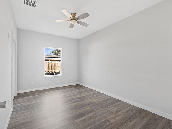 5th image of 234 Springfield Ave