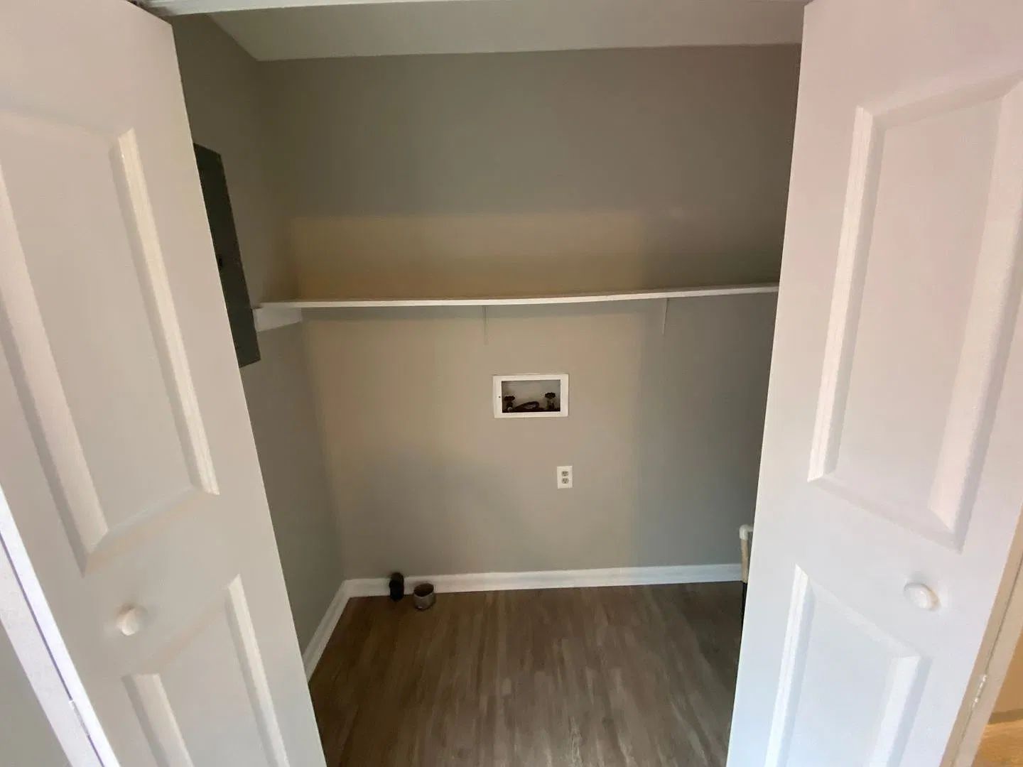 Newly Available Townhome! Housing Vouchers Accepted! — Photo 4