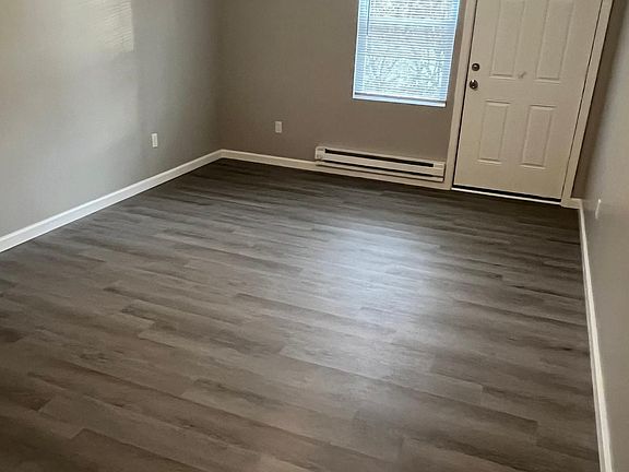 5th image of 621 De Votie Ave APT 13