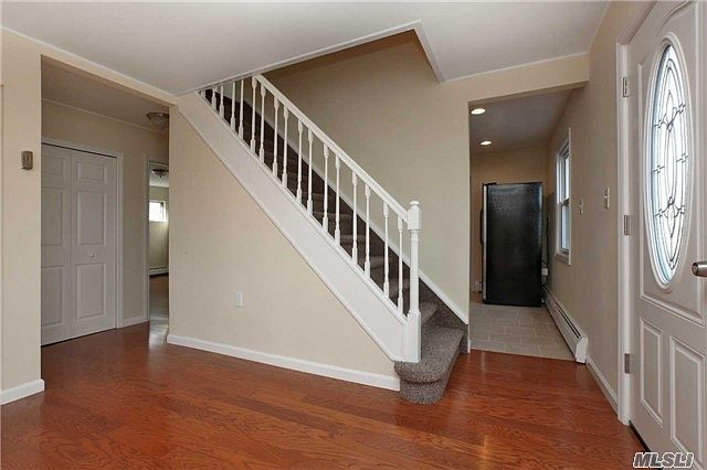 1st image of 13 Bluejay Ln