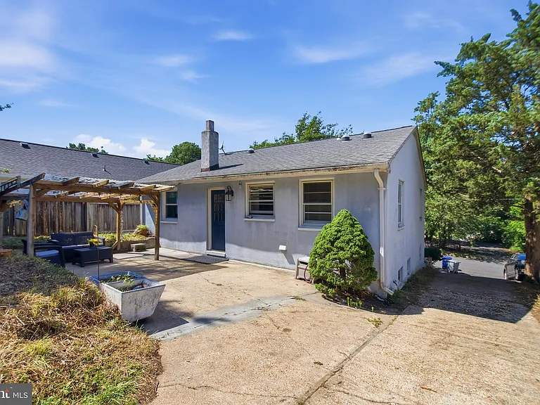 3141 Clayborne Ave — Photo 23