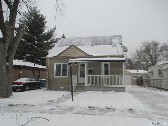 4th image of 20314 Powers Ave