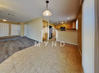 1156 E Stardust Way, San Tan Valley, AZ 85143