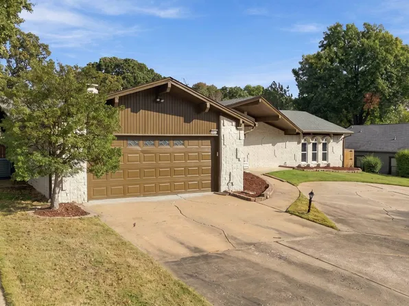 2927 E 75th St, Tulsa, OK 74136
