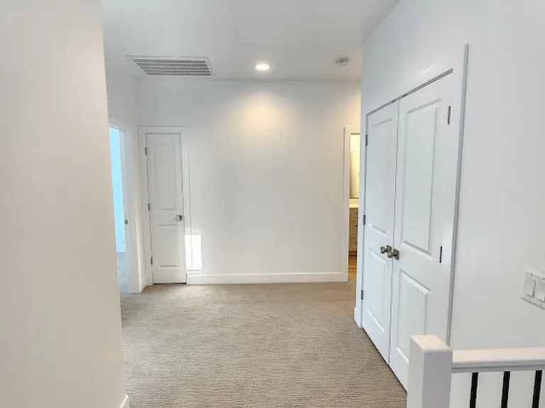 2649 E Wake Forest Ln — Photo 17