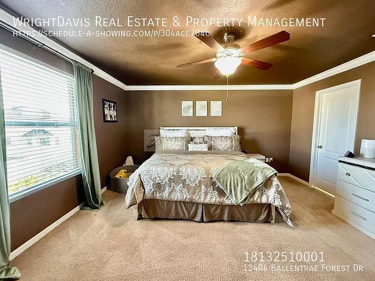 12404 Ballentrae Forest Dr — Photo 44