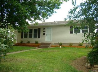 304 David St, Elsberry, MO 63343