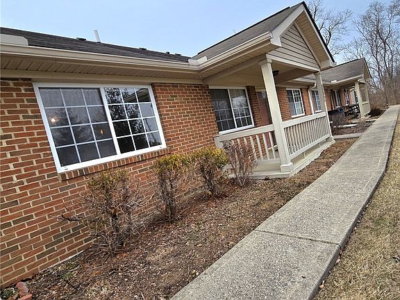 3rd image of 3546 Colony Hill Dr