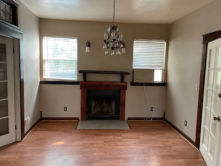 17174 Indianola Ave — Photo 4