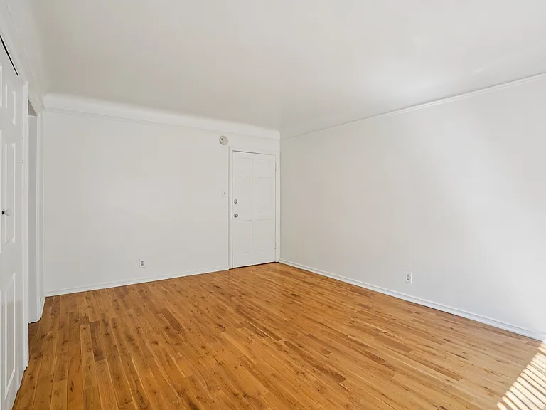723 S. Mansfield Ave. — Photo 15
