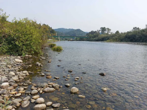 320 Cedar Lodge Ln, Smith River, CA 95567