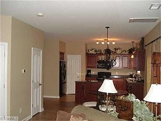 Dining / kitchen