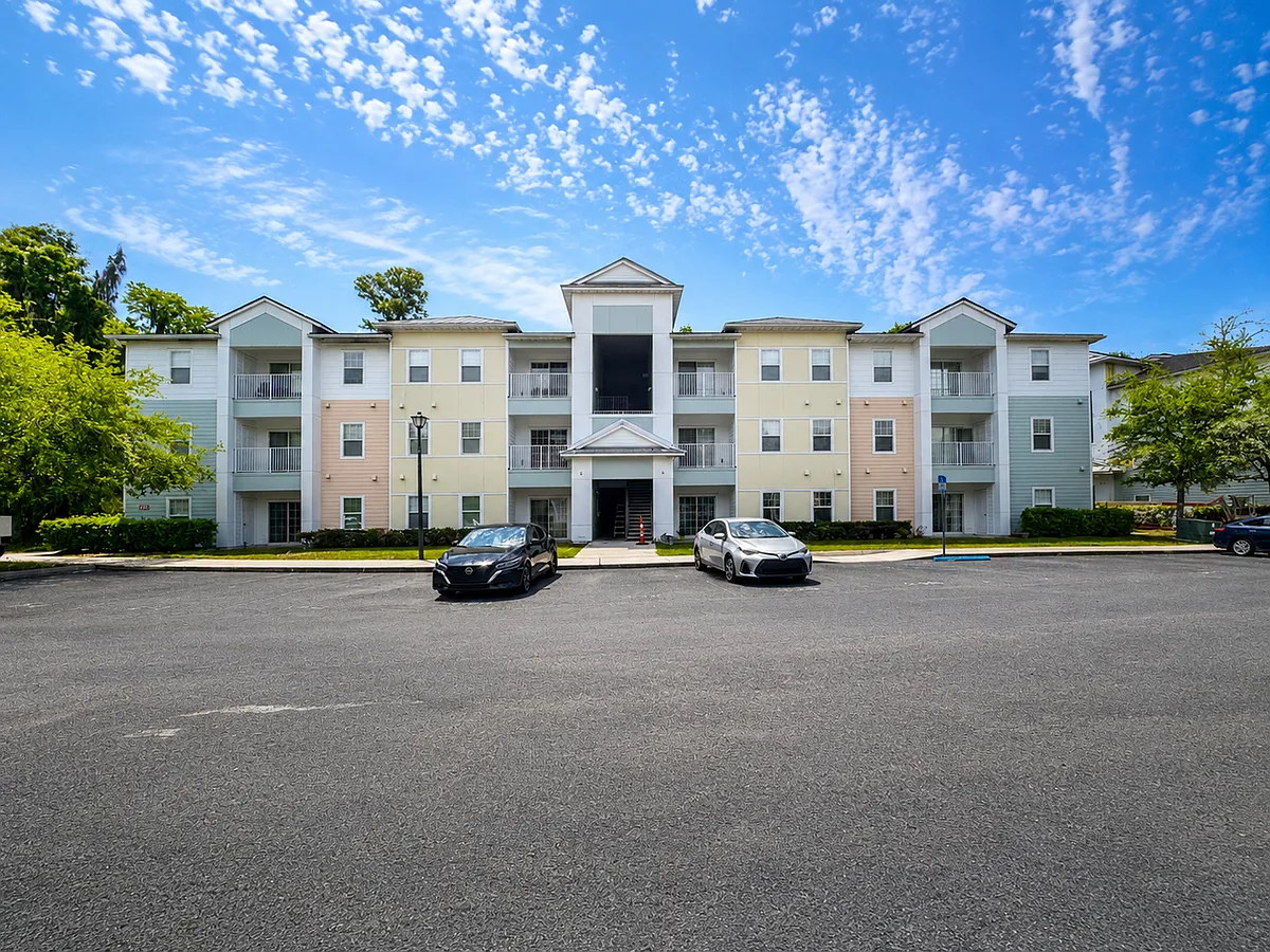 Building Photo - 5006 Key Lime Dr #305