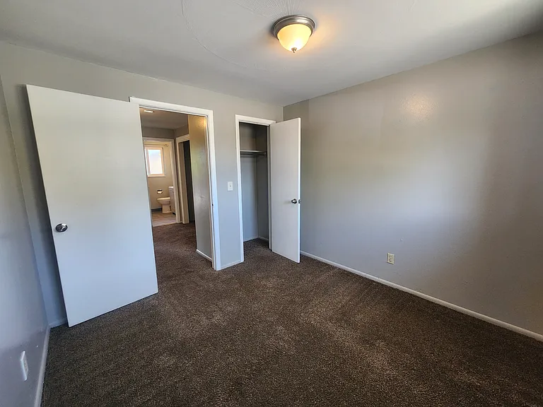 723 Fraser St #723 — Photo 15