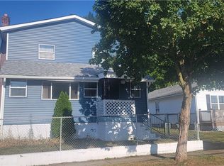 1864 2nd St SW, Akron, OH 44314