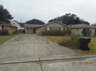 109 Stockfletch Ln, Buras, LA 70041