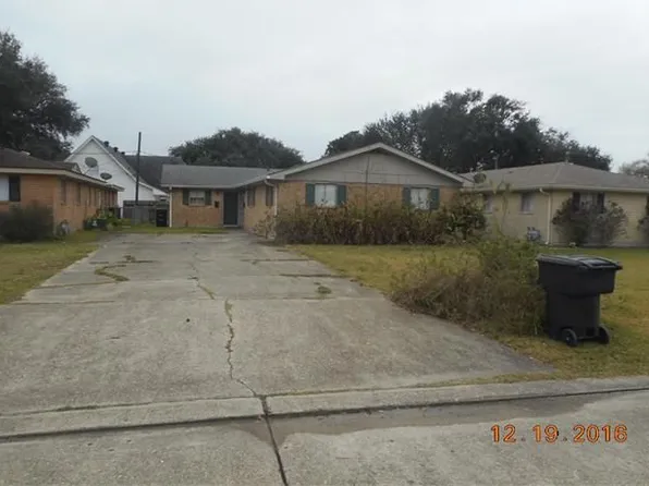 109 Stockfletch Ln, Buras, LA 70041