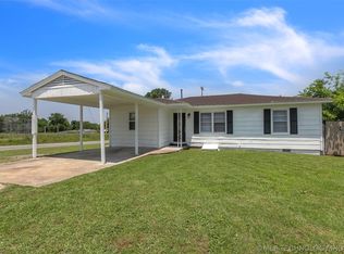 802 Cromwell Pl, Muskogee, OK 74403