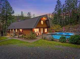 10700 E Antelope Rd, Eagle Point, OR 97524