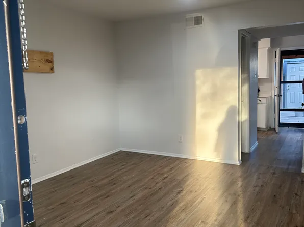 2736 Patricia Ln, Garland, TX 75041