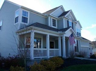 1889 Creeks Crossing Ct, Grove City, OH 43123