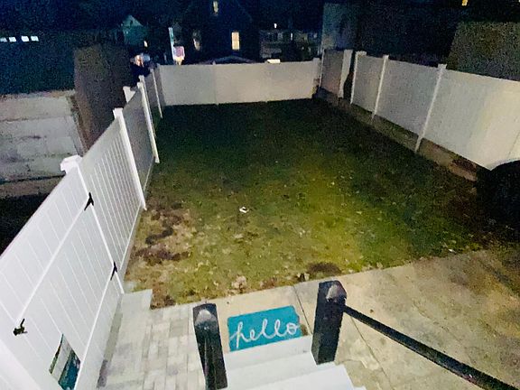 4th image of 15 S Bleeker St #1