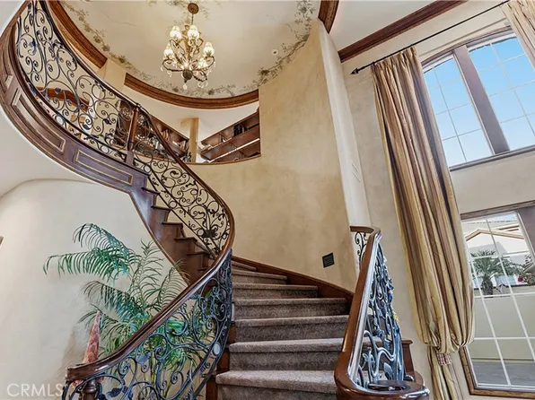 3426 Wedgewood Ln, Burbank, CA 91504