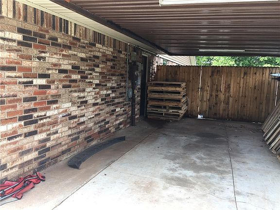 3rd image of 2009 Bonnycastle Ln
