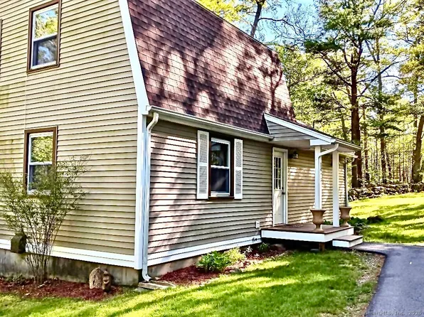 1023 Providence Pike, Killingly, CT 06239