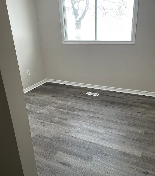 195 Denistoun St — Photo 12