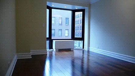 Rented by Plaza Real Estate Group