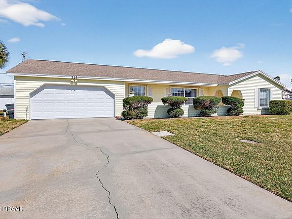 4th image of 227 Wedgewood Cir S #S