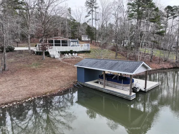 115 Alamance Dr, Semora, NC 27343