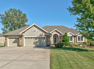 52415 221st St, Glenwood, IA 51534